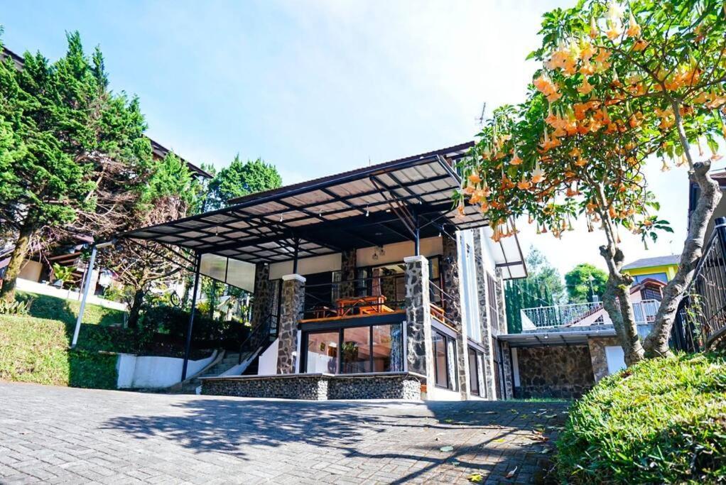 The Haven By Istana Bunga
